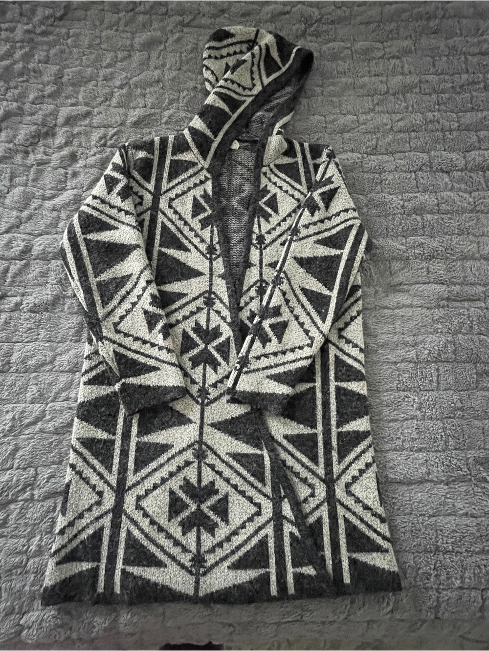 emory park Black & White Aztec Hooded Open-Front Cardigan